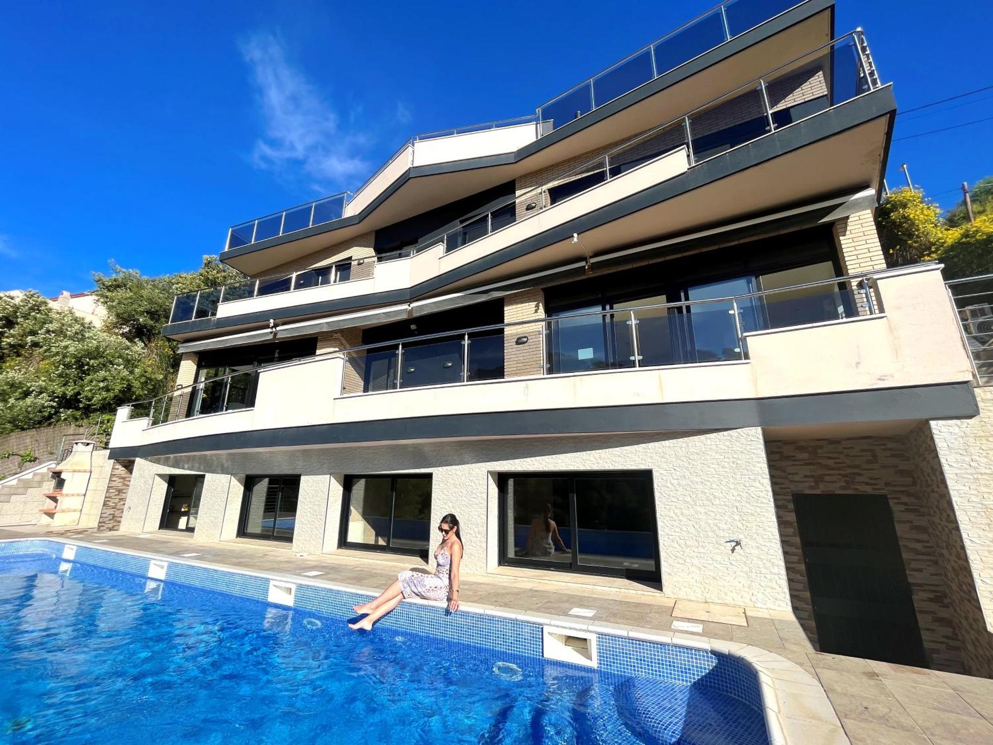 Villa De Lujo Con Vistas Al Mar Y Piscina Privada Santa Susanna Dış mekan fotoğraf